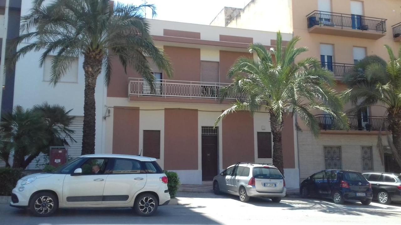 Lottie'S House Bed & Breakfast Ериче Екстериор снимка