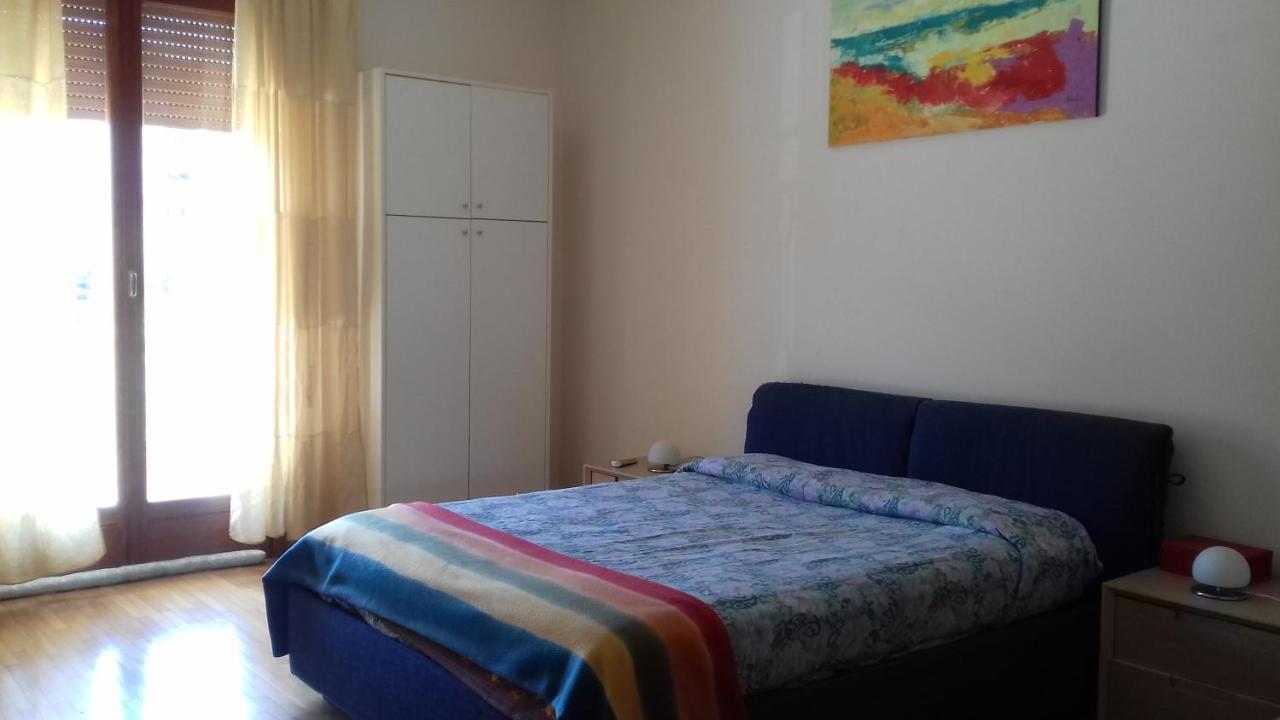 Lottie'S House Bed & Breakfast Ериче Екстериор снимка